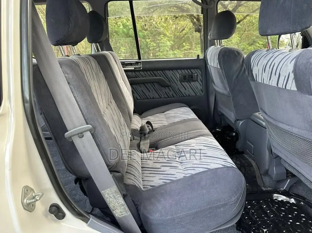 Toyota Land Cruiser Prado 1999 Silver