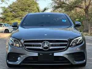 Mercedes-Benz E200 2016 Gray