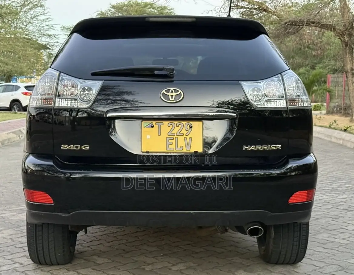 Toyota Harrier 2.4 2006 Black