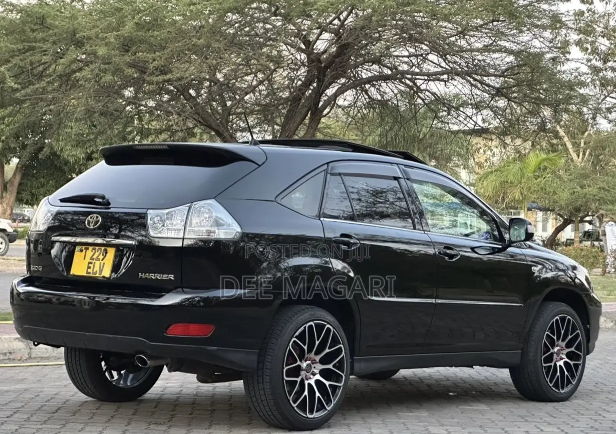 Toyota Harrier 2.4 2006 Black