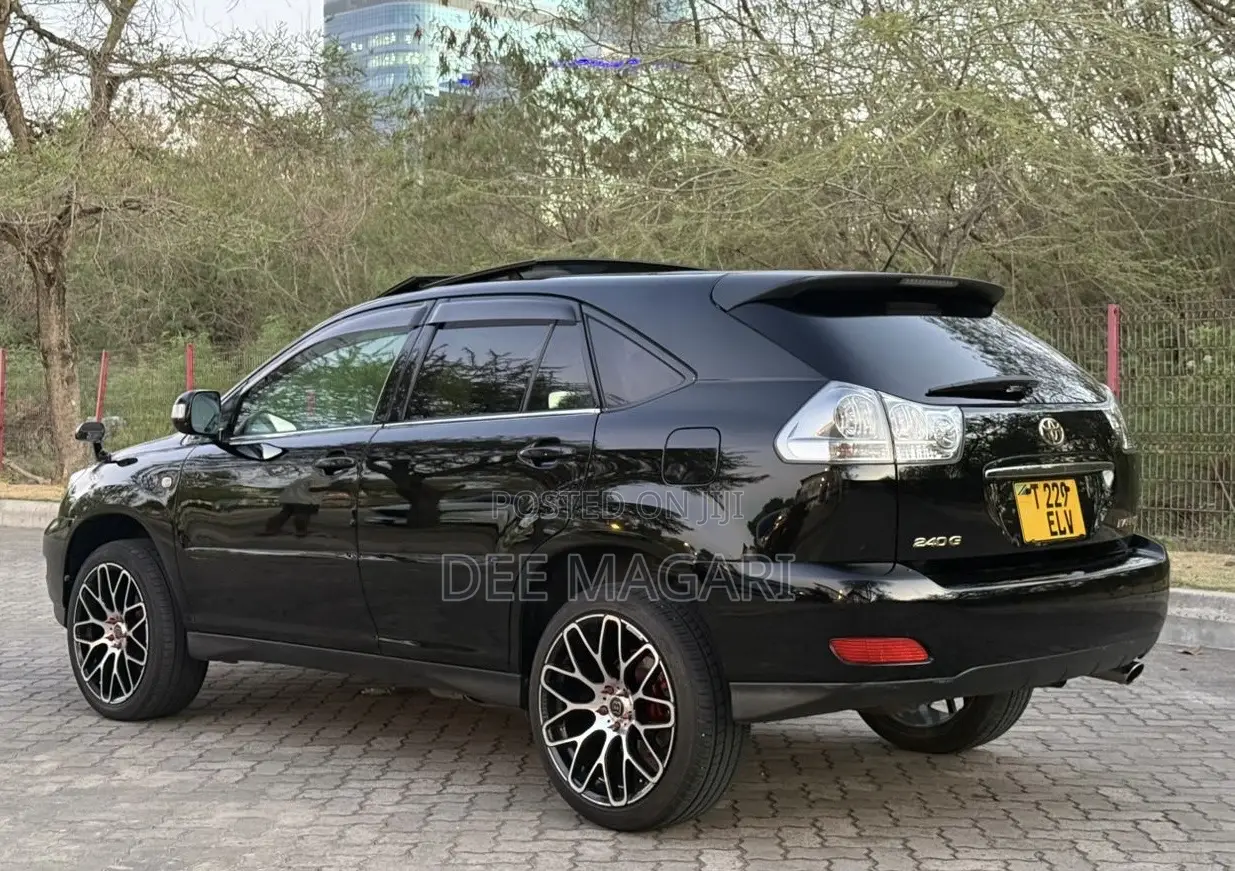 Toyota Harrier 2.4 2006 Black