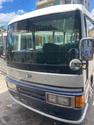 Nissan Civilian 2002 White