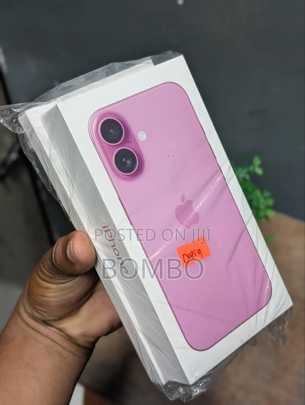 New Apple iPhone 16 128 GB Pink