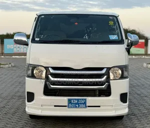 Toyota HiAce 2009 White