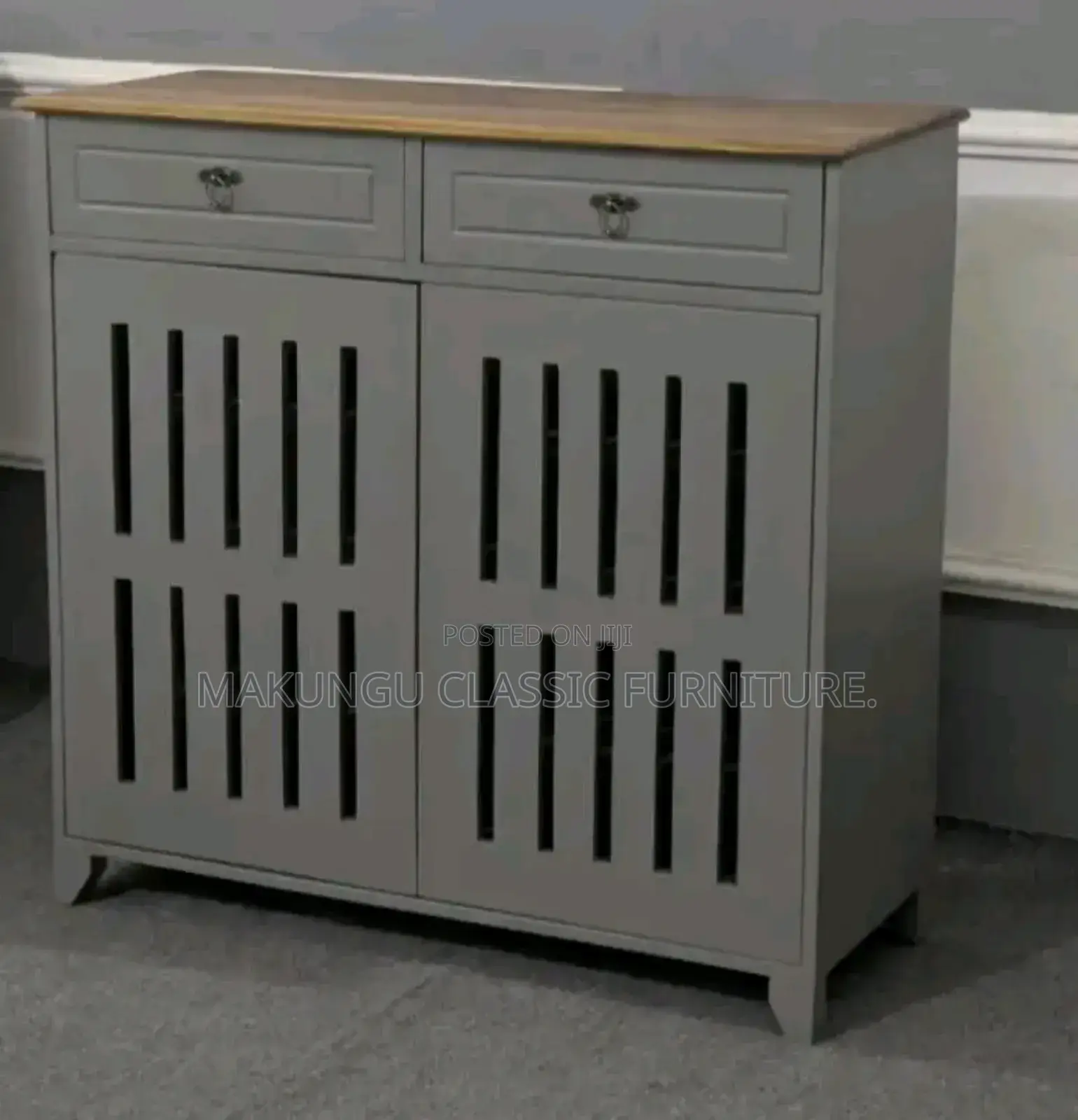 Consolate Table Rangi Ni Cream
