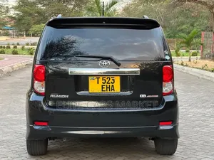 Toyota Rumion 1.5 FWD 2021 Black