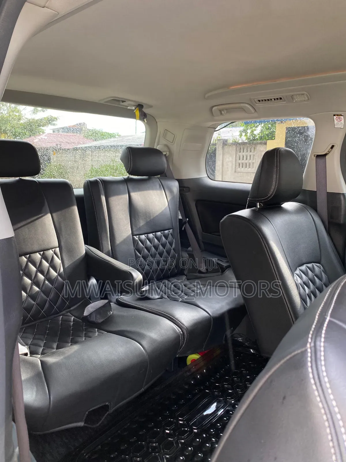 Toyota Vellfire 2010 Black