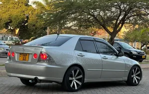 Toyota Altezza 2000 Silver