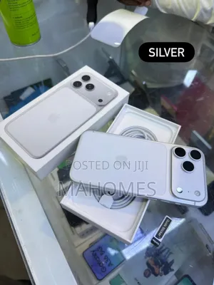 New Apple iPhone 17 Pro Max 512 GB Silver