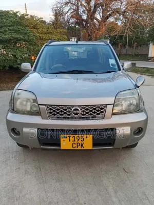 Nissan X-Trail 2005 Gold