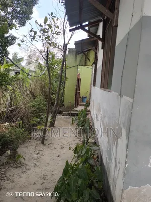 4bdrm House in Tanzania Daresalaam, Ilala for sale