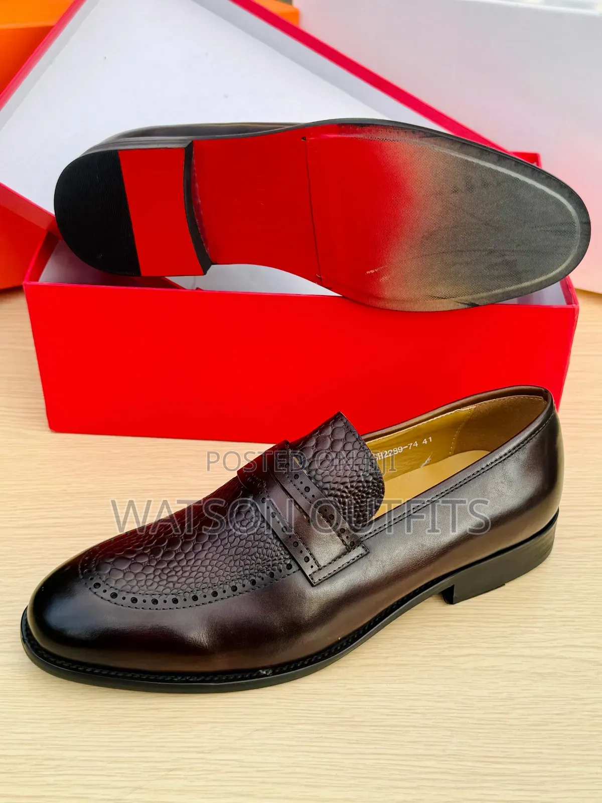 Men's Shoes Very Very Classic and Amazingly Smart or Viatu Vya Kiume