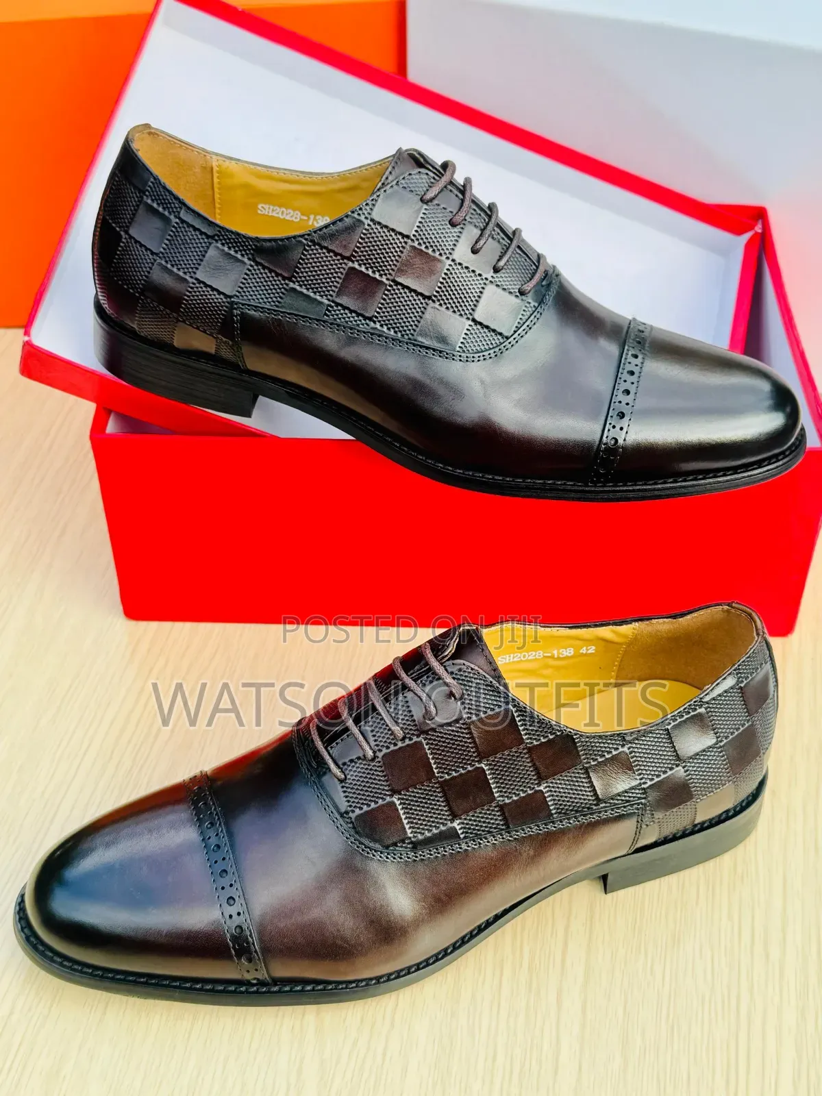 Men's Shoes Very Very Classic and Amazingly Smart or Viatu Vya Kiume