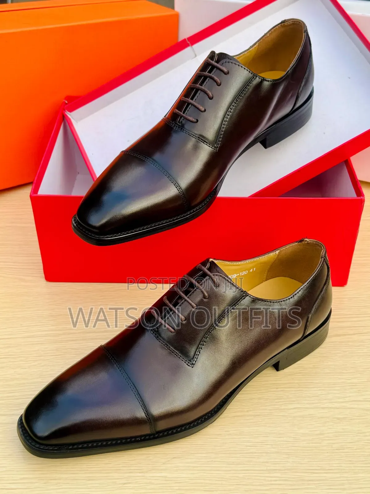 Men's Shoes Very Very Classic and Amazingly Smart or Viatu Vya Kiume