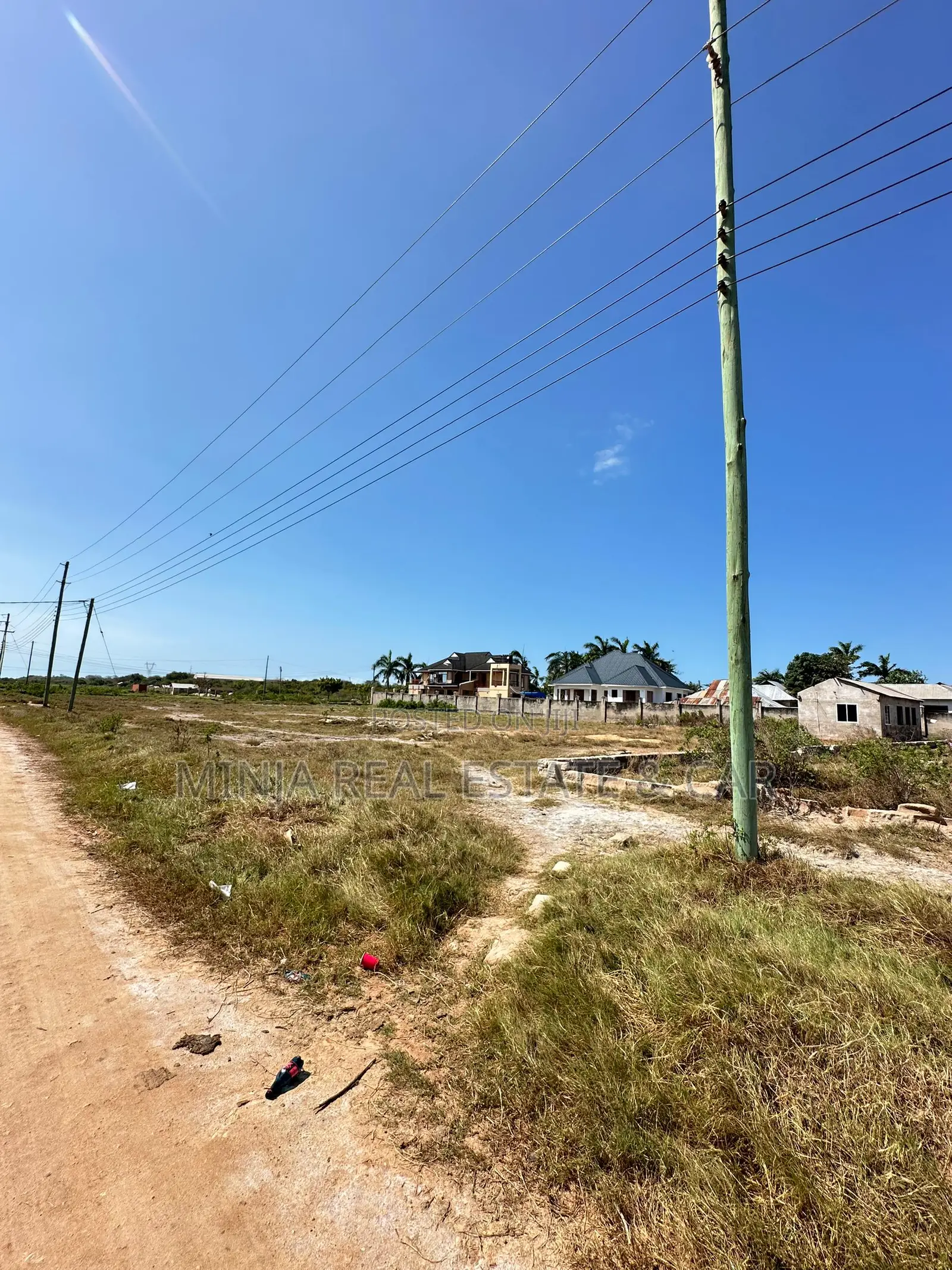 Plot for Sale Bahari Beach
