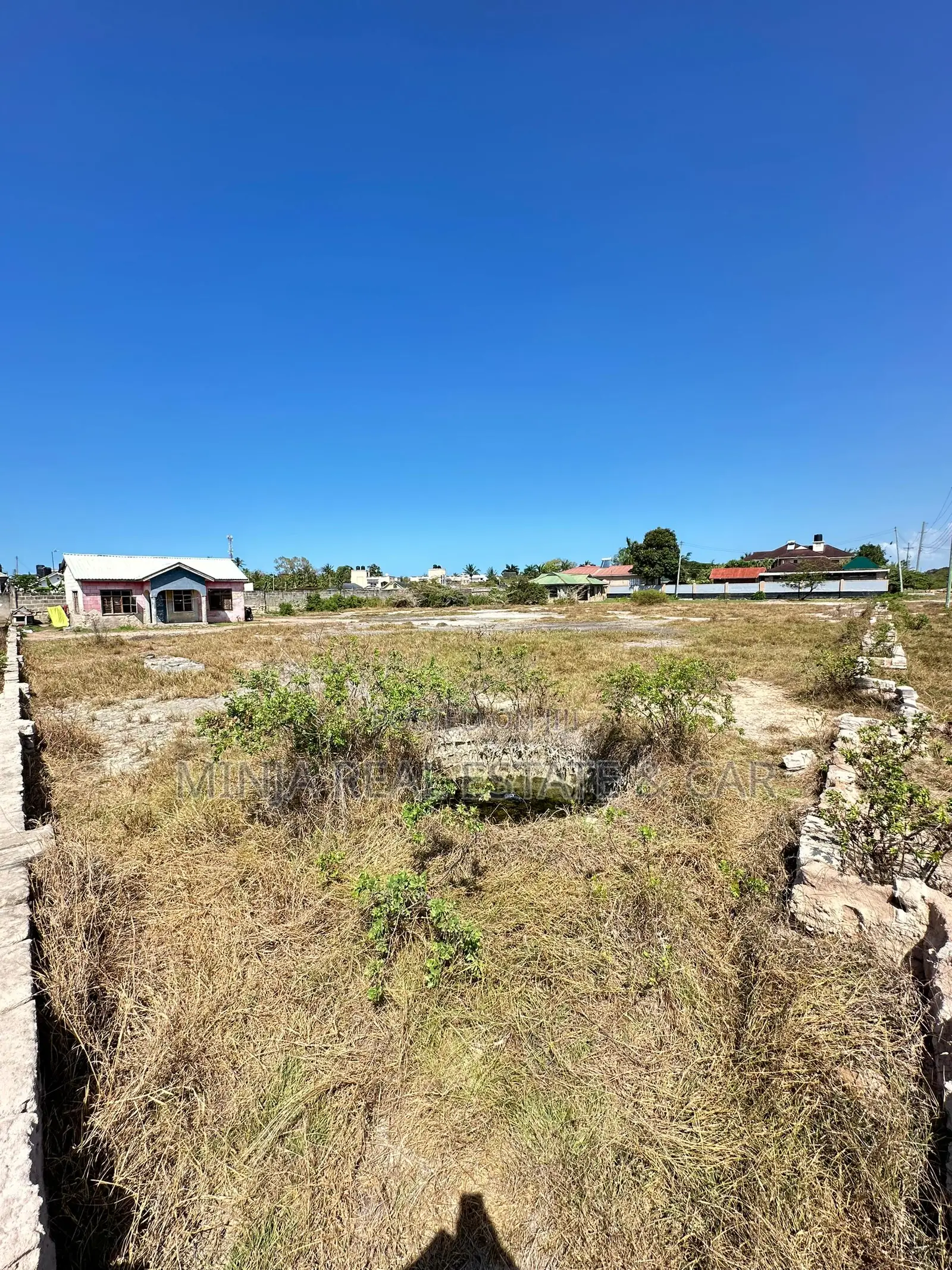 Plot for Sale Bahari Beach