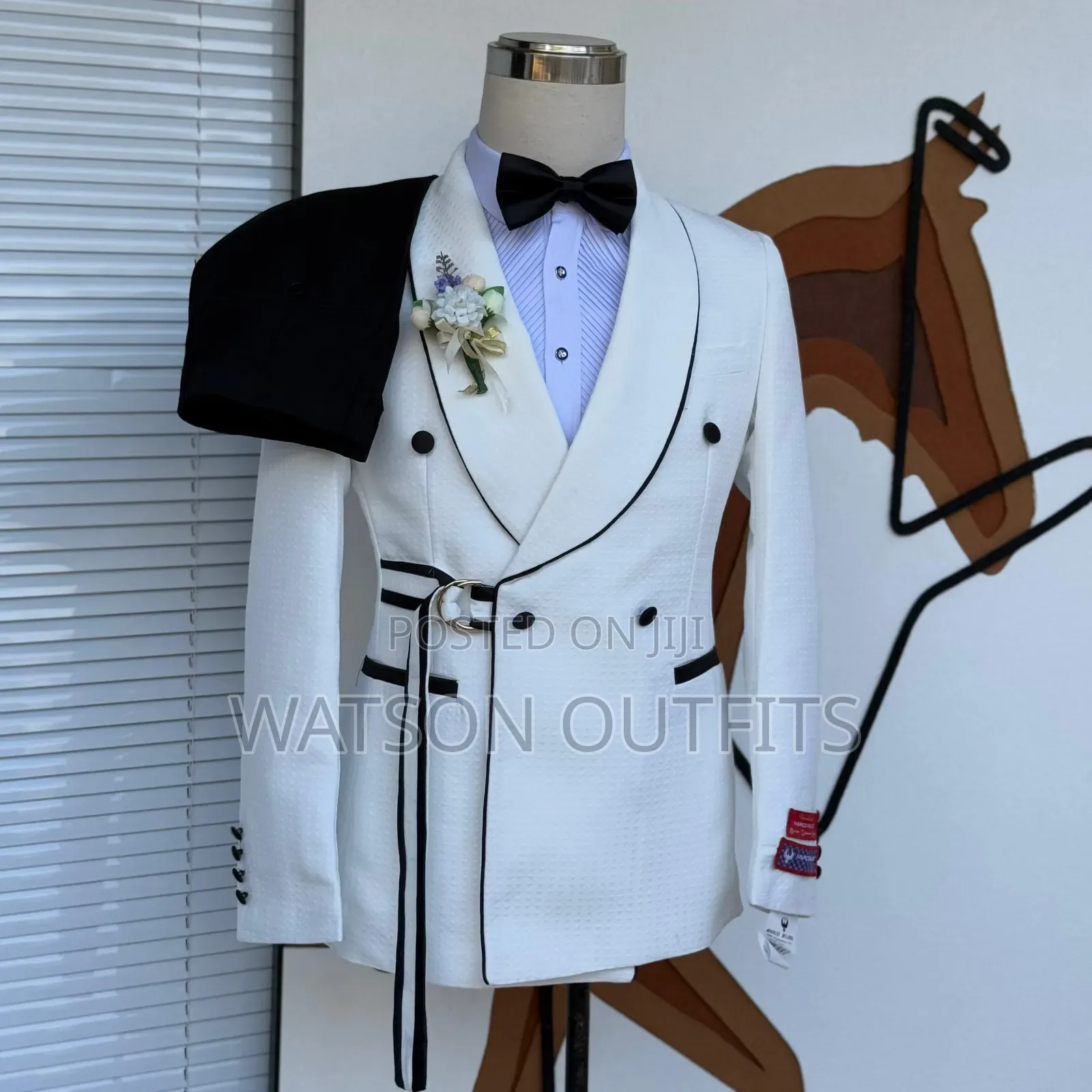 Men's Suits Very Very Quality and Smart