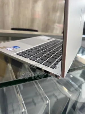 New Laptop HP Envy 14 8GB Intel Core I5 SSD 512GB