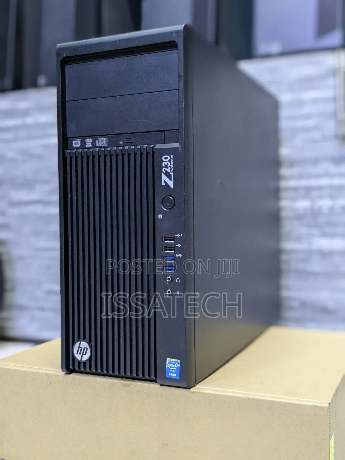 Desktop Computer HP Z230 4GB Intel Xeon HDD 500GB