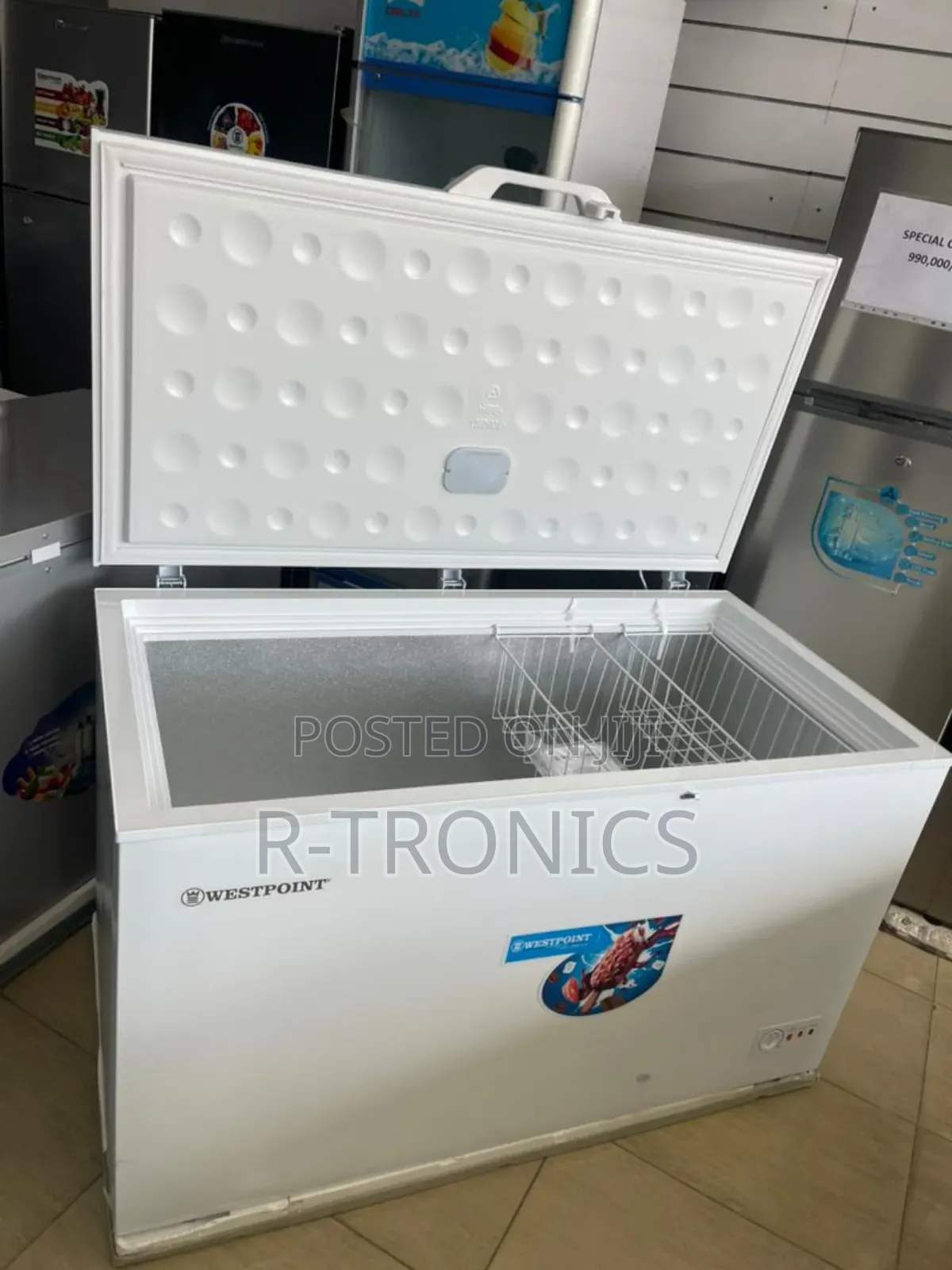 Westpoint Chest Freezer 392litres