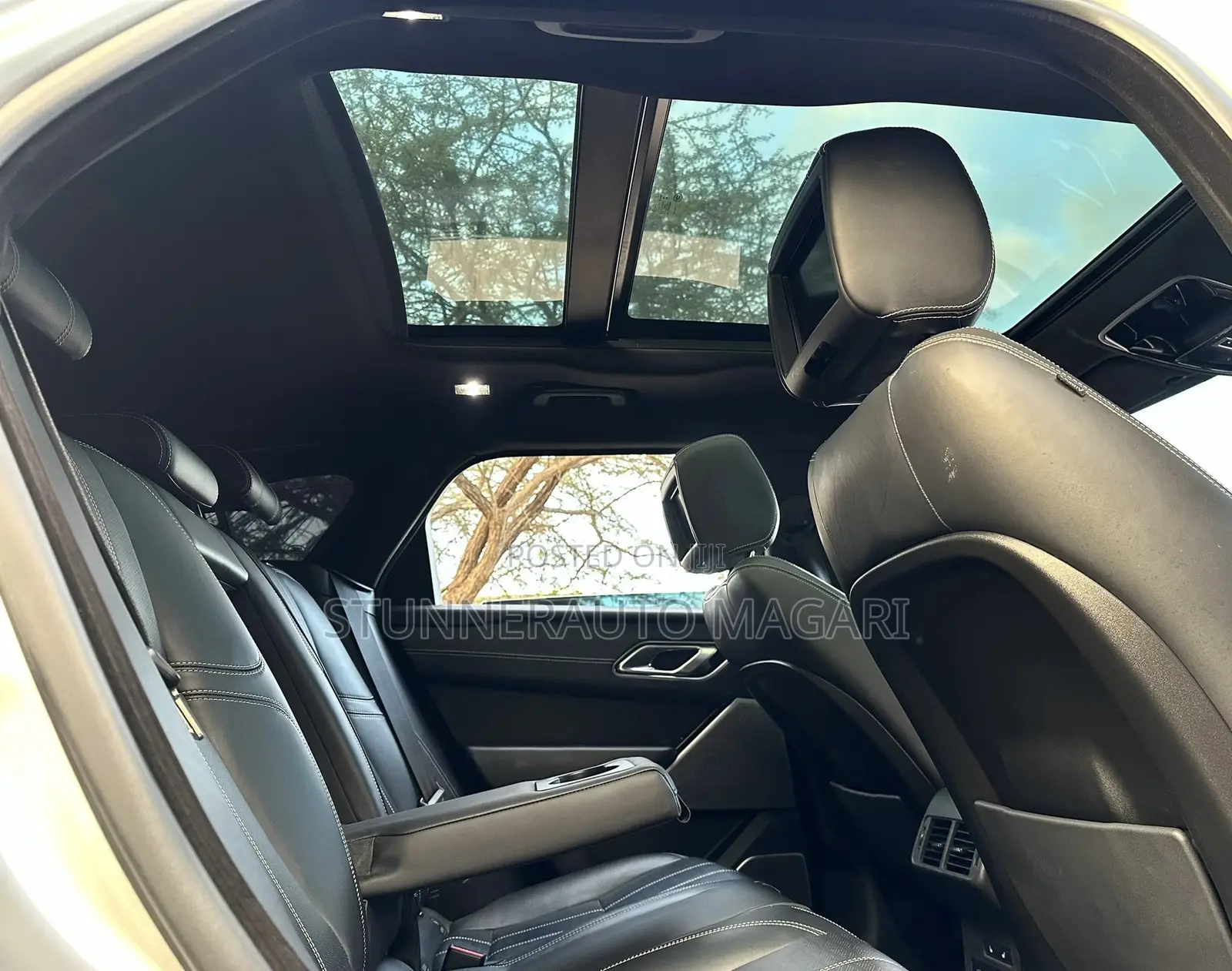 Land Rover Range Rover Velar 2020 Beige