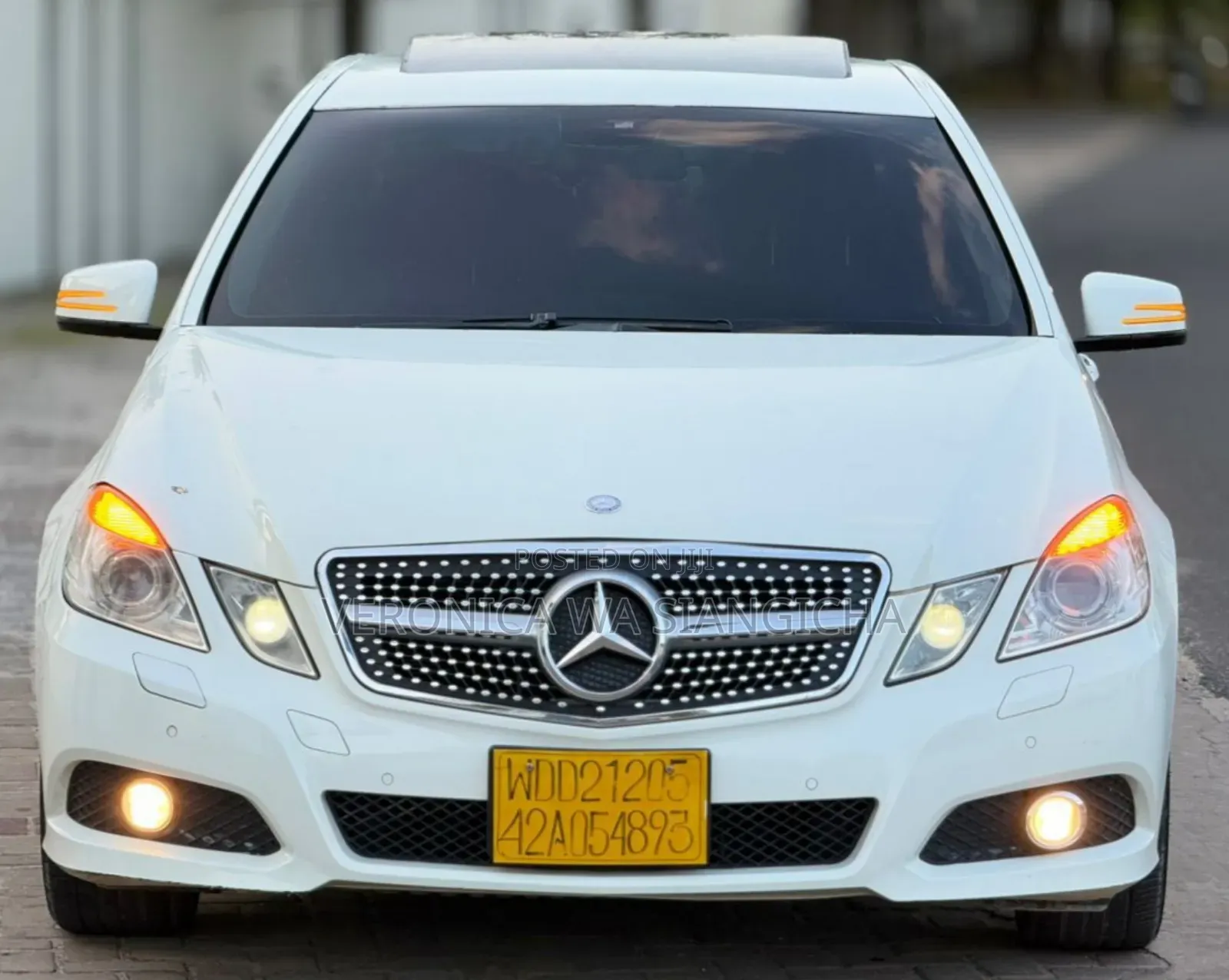 Mercedes-Benz 300E 2010 White