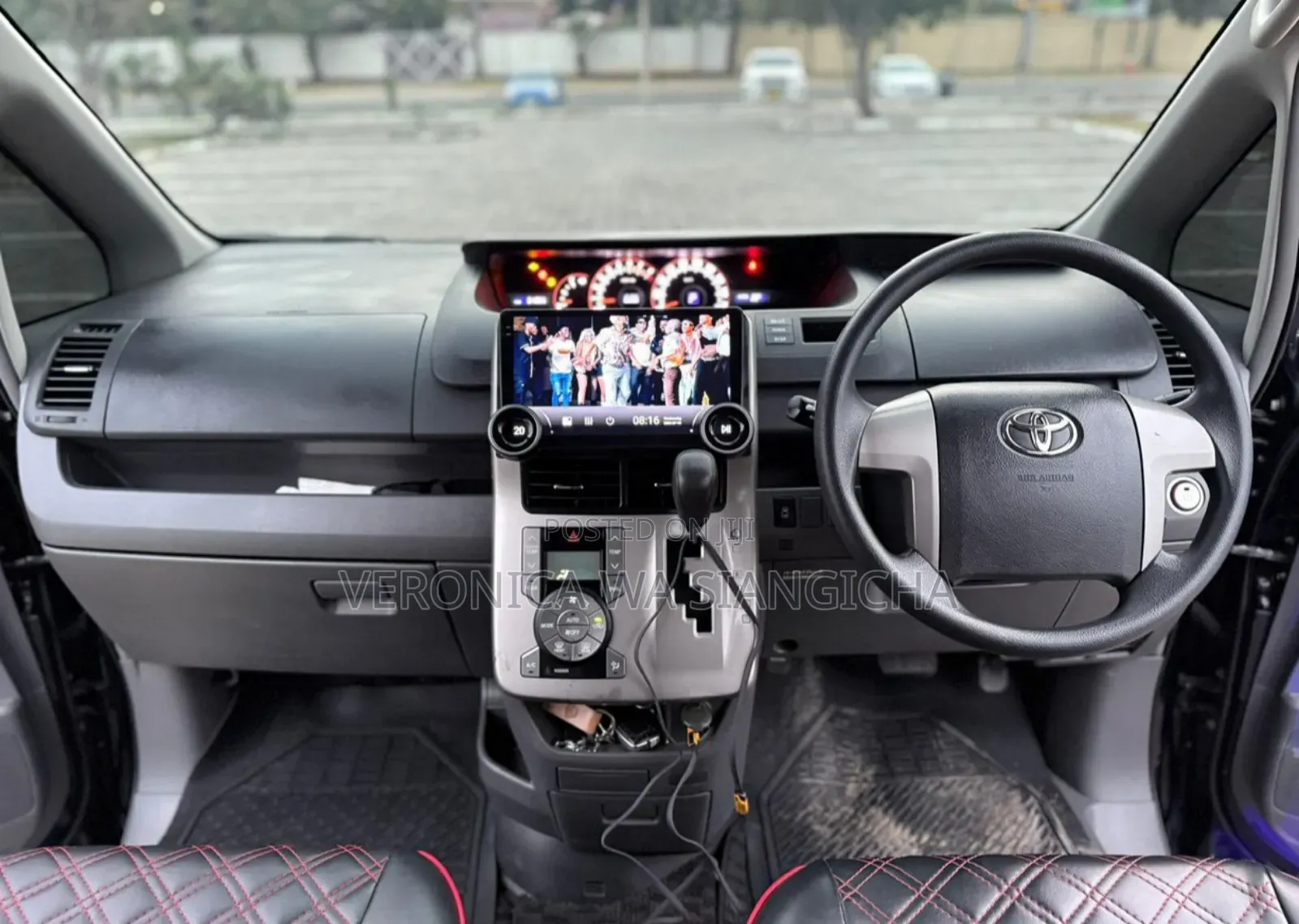 Toyota Voxy 2010 Black