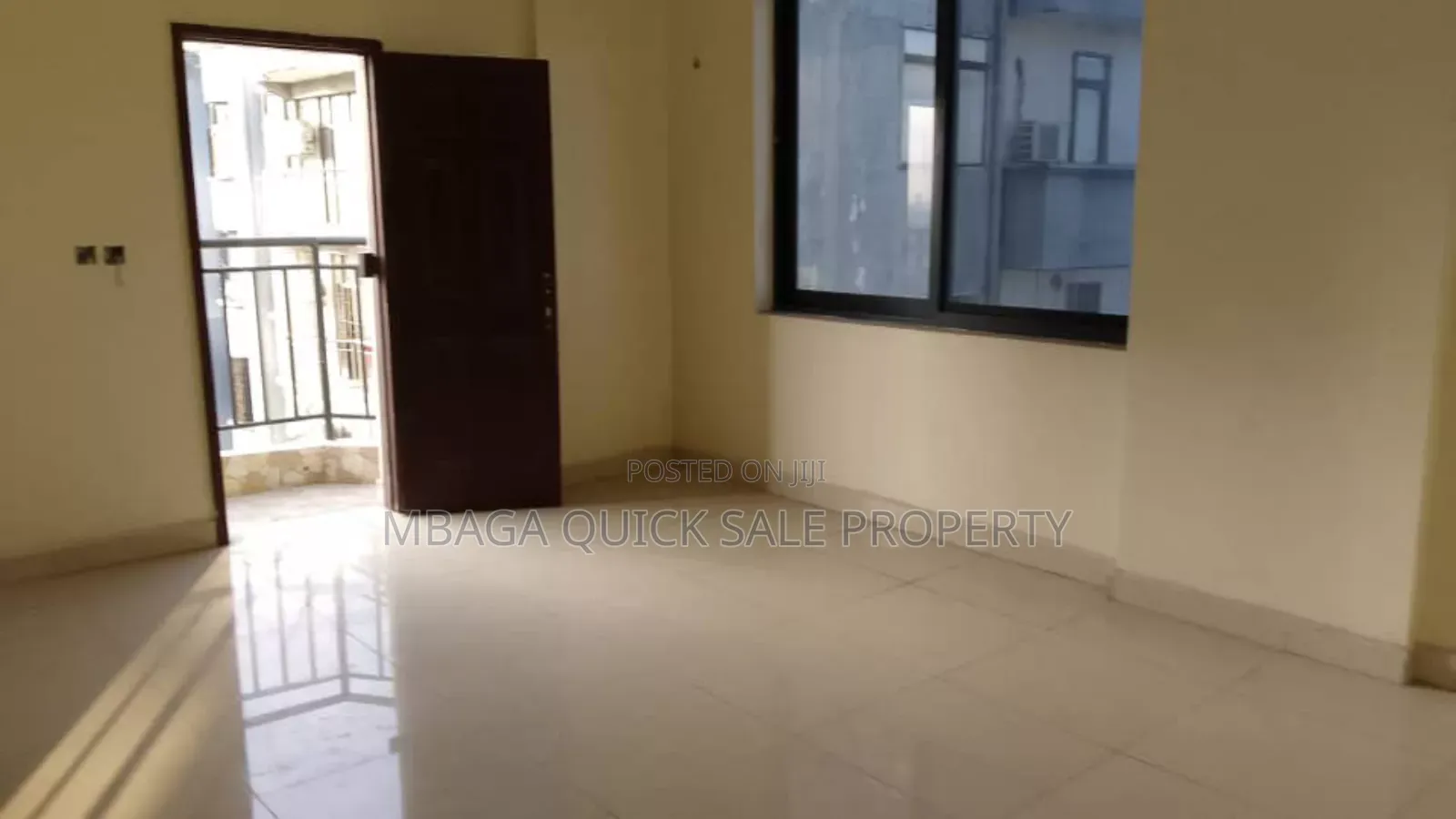3bdrm Apartment in Upanga for sale