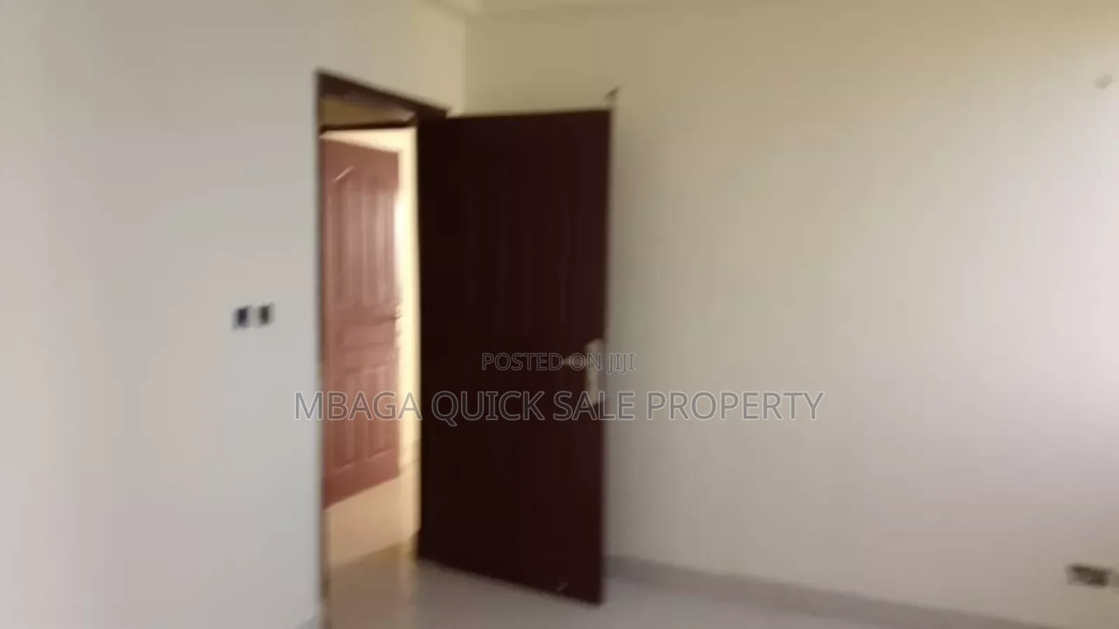 3bdrm Apartment in Upanga for sale
