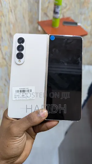 Samsung Galaxy Z Fold4 256 GB Silver