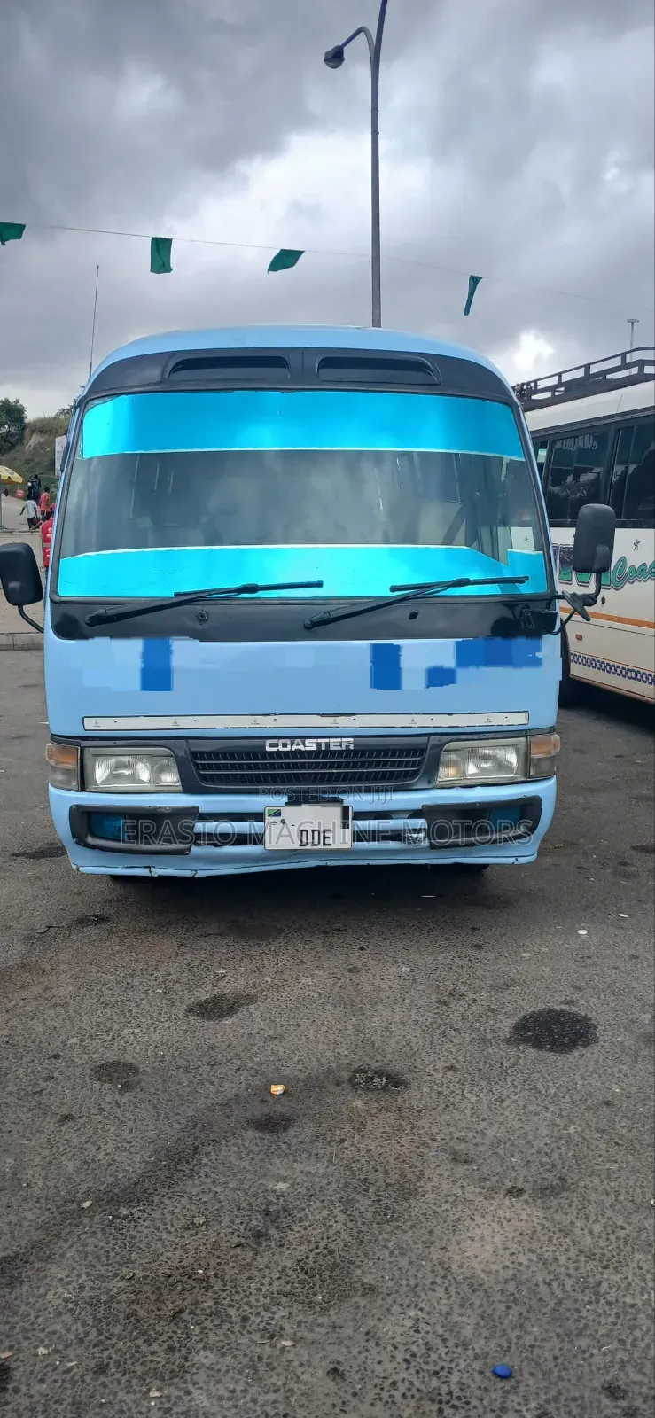 Toyota Coaster 2004 Blue