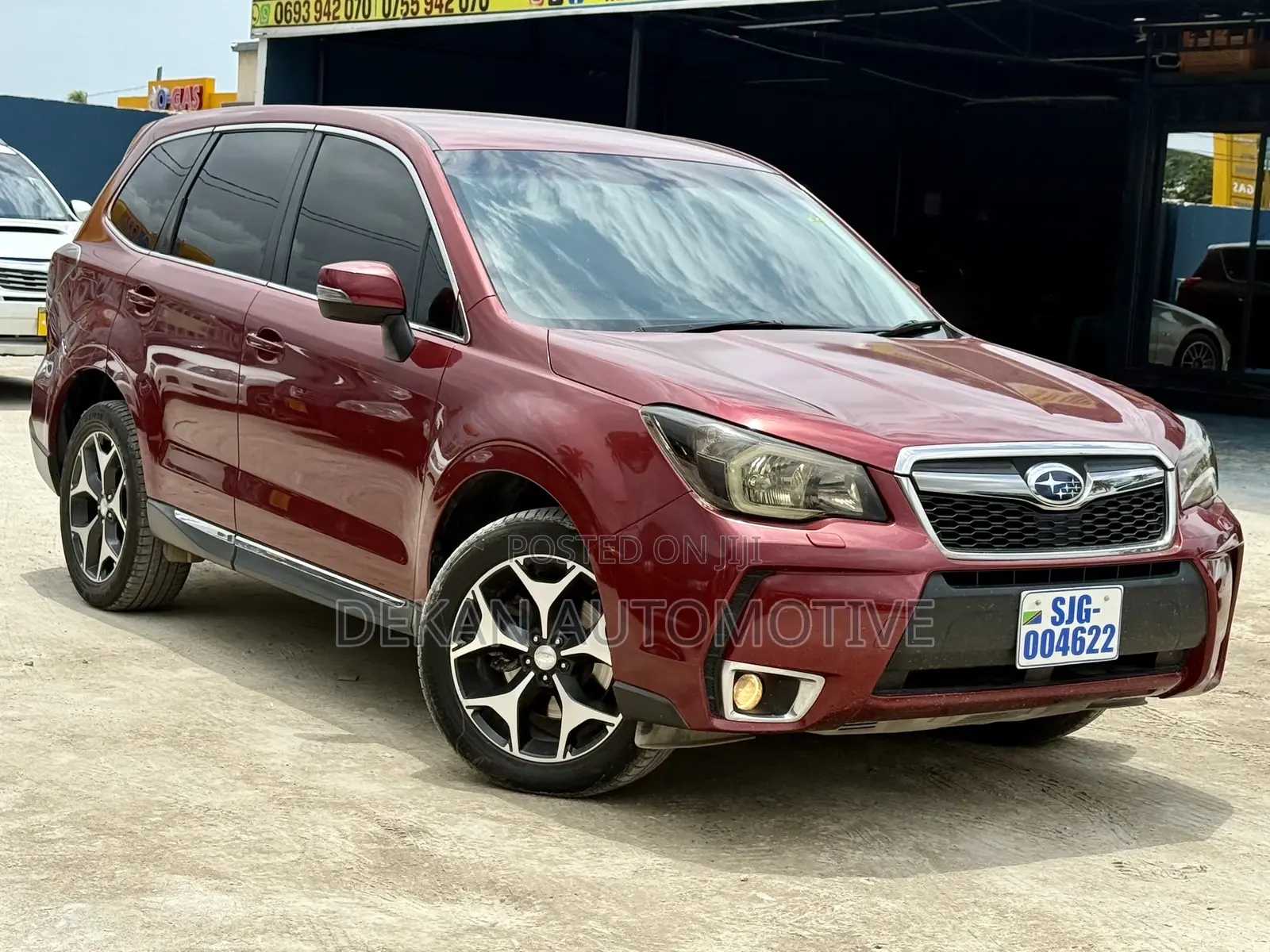 Subaru Forester 2.0XT Premium 4dr SUV AWD (2.0L 4cyl Turbo CVT) 2014 Burgundy