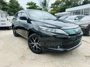 Toyota Harrier 2.0 2019 Black