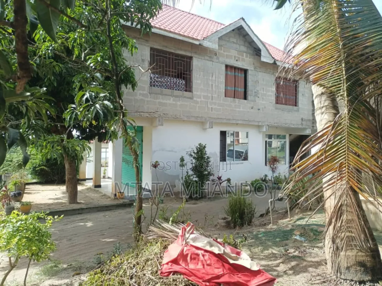 3bdrm House in Goba Center for sale