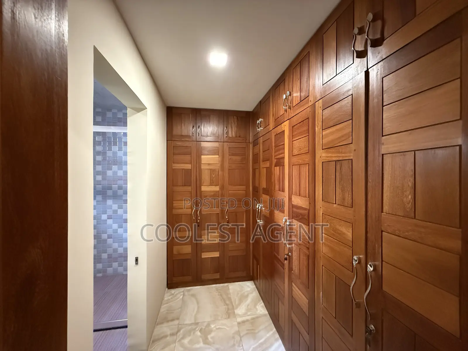 Furnished 3bdrm Villa in Coolest Estate for rent
