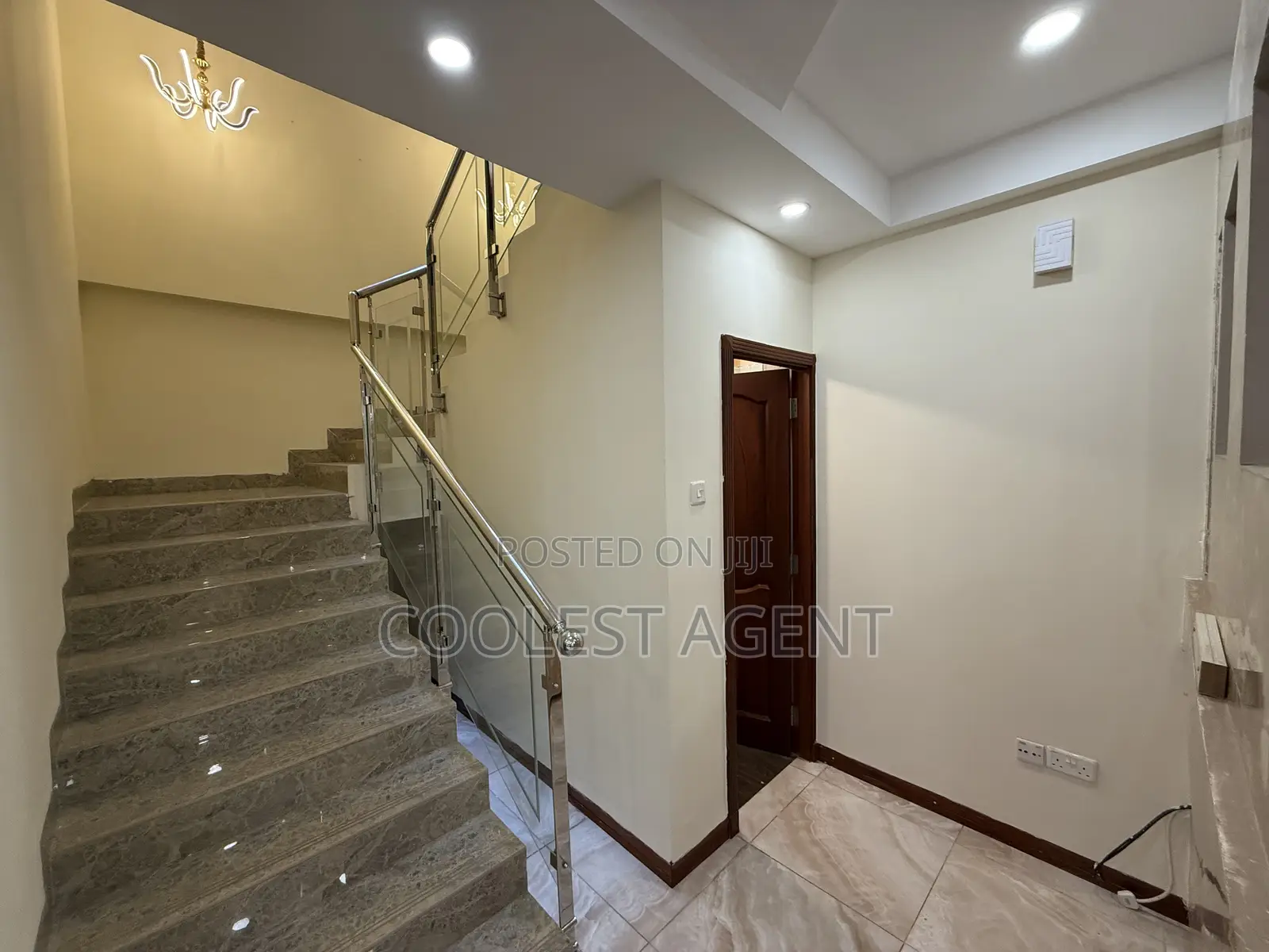 Furnished 3bdrm Villa in Coolest Estate for rent