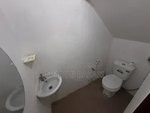 3bdrm Duplex in Upanga East for rent