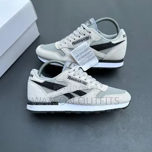Men's Shoes or Sneaker Footwears Very Very Clear New and Classic