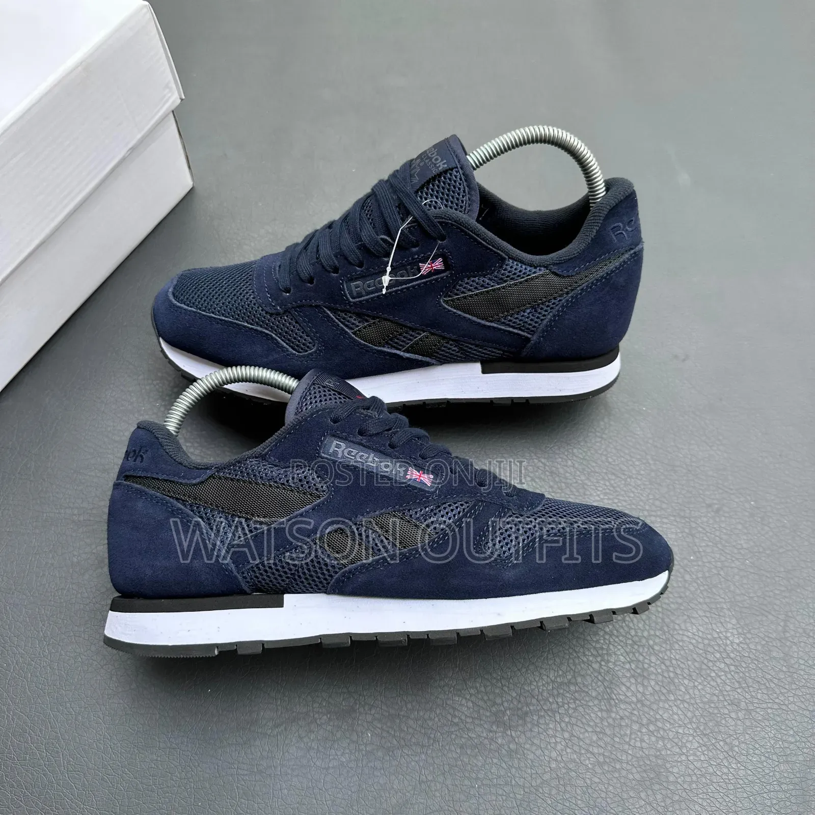 Men's Shoes or Sneaker Footwears Very Very Clear New and Classic