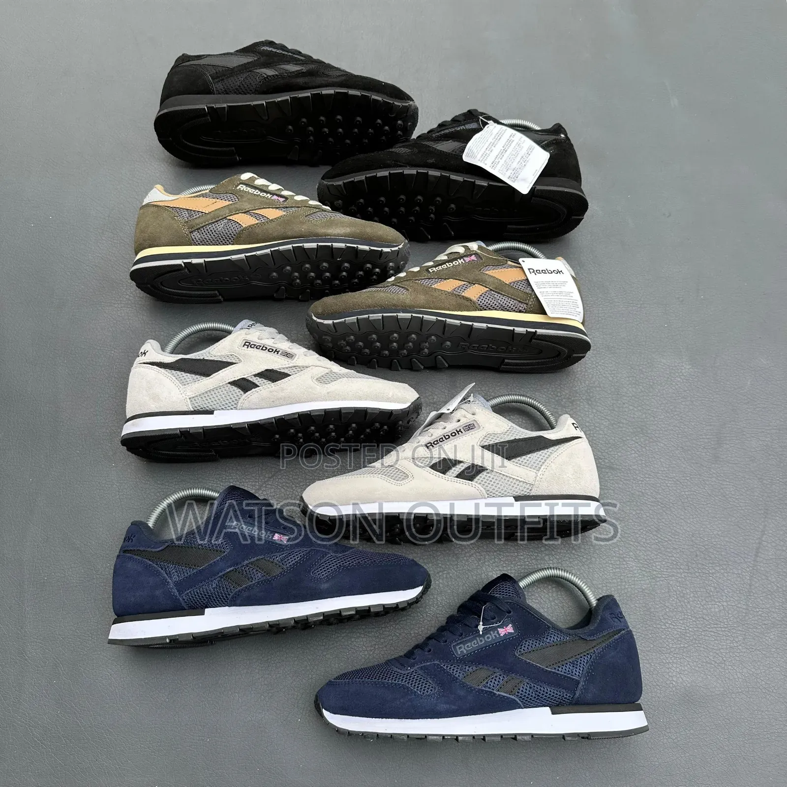 Men's Shoes or Sneaker Footwears Very Very Clear New and Classic