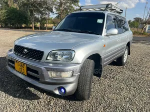 Toyota RAV4 1999 Silver