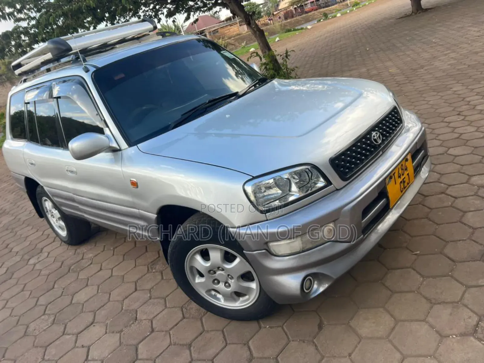 Toyota RAV4 1999 Silver