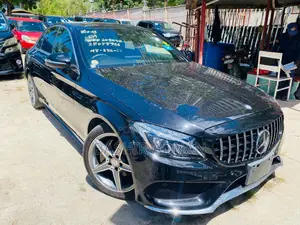 Mercedes-Benz C200 2014 Black