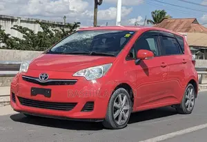 Toyota Ractis 1.5 FWD 2013 Red