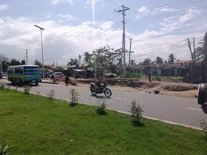 Plot for Sale at Airport