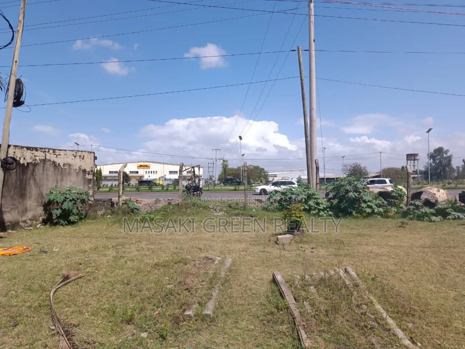 Plot for Sale at Airport