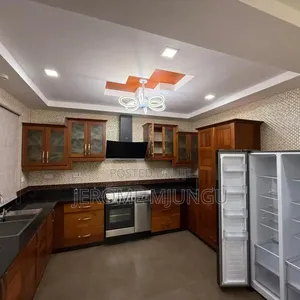 Furnished 3bdrm Villa in Ada Estate for rent