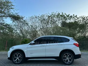 BMW X1 xDrive28i AWD 2016 White