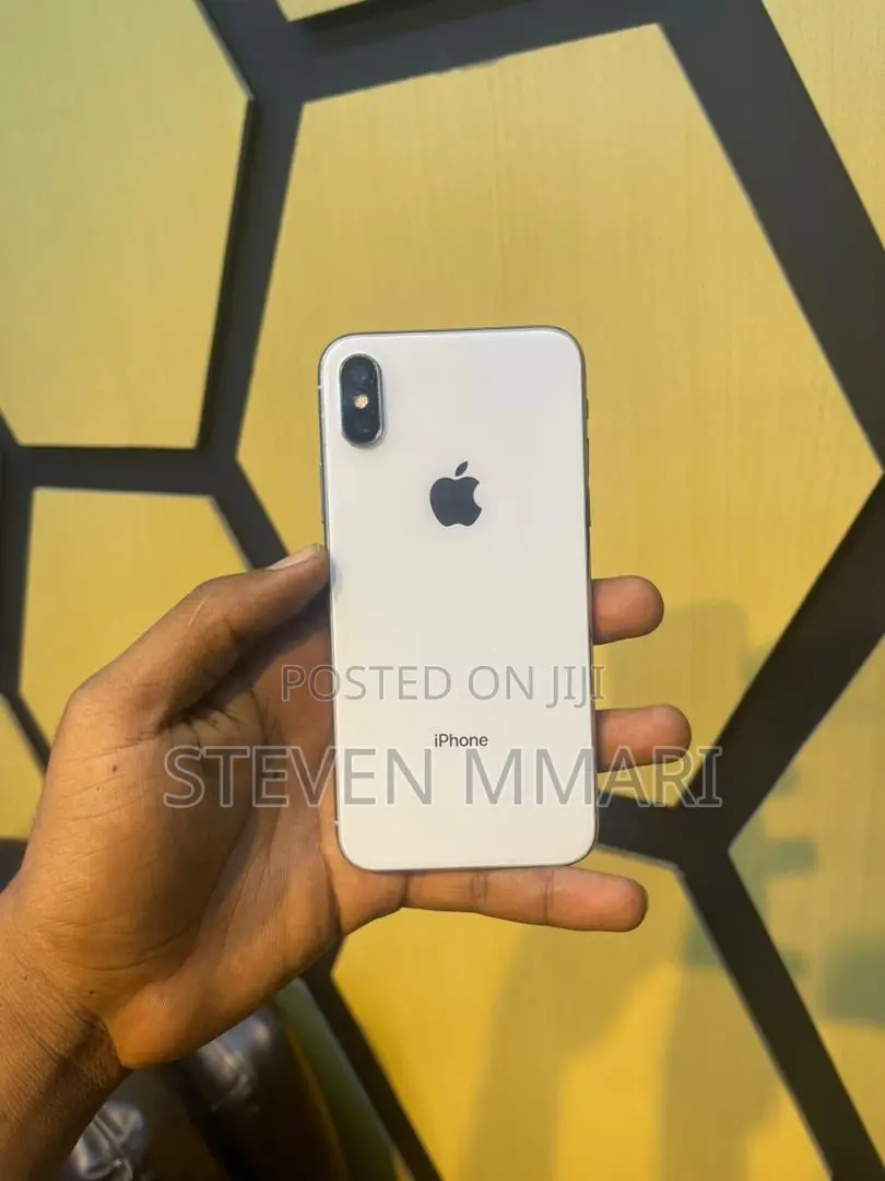 Apple iPhone X 64 GB White