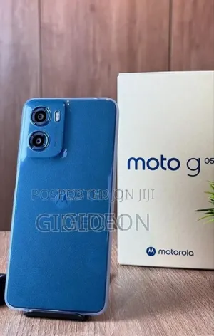 New Motorola Moto G05 256 GB Red